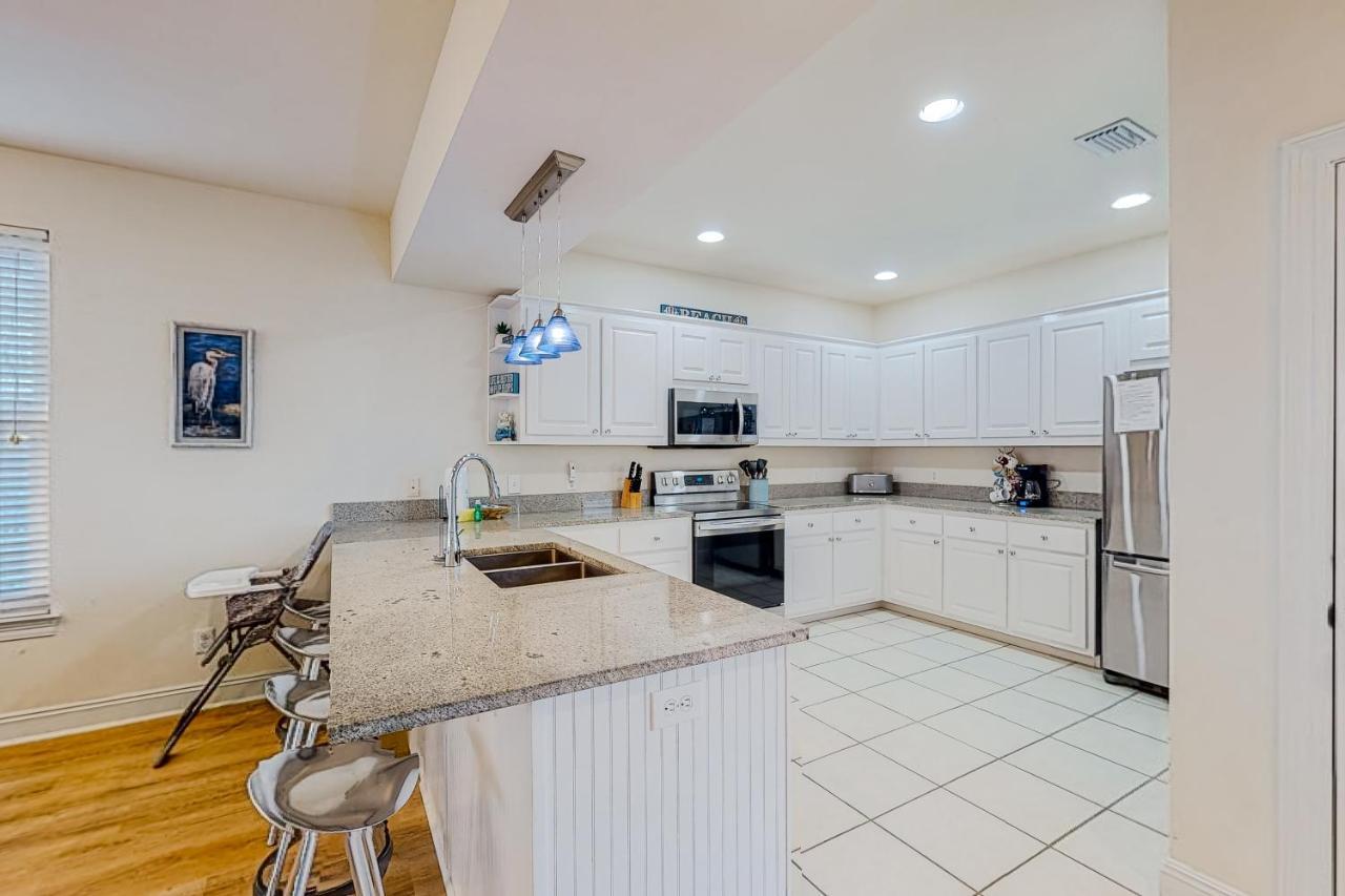 Bulldog Beach House Gulf Shores Exterior photo